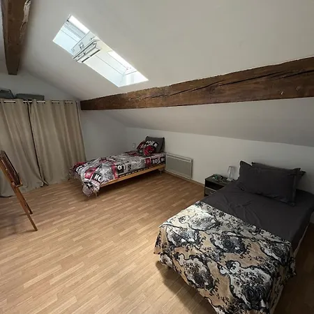 Modern 3-star Villa, 3 Bedrooms, Private Parking セット