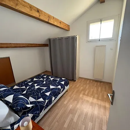 ヴィラ Modern 3-star Villa, 3 Bedrooms, Private Parking